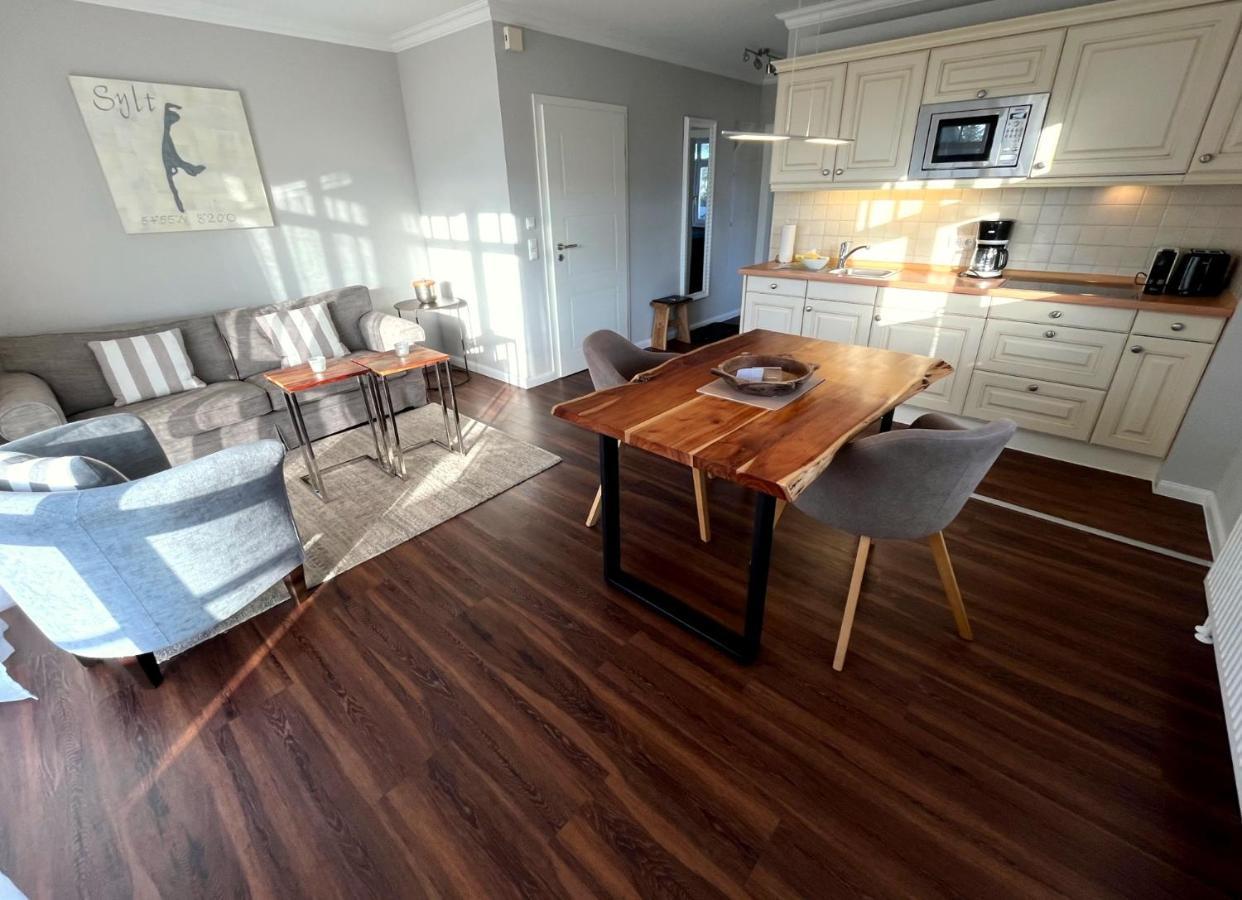 Holiday home Residenz Strandlaeufer Wenningstedt-Braderup
